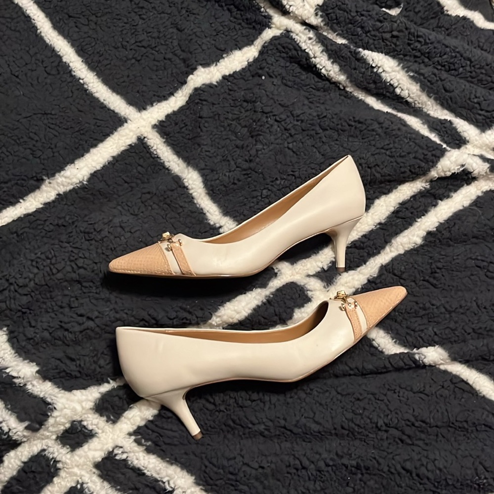 Beachwood classic kitten heel - Picture 2 of 3